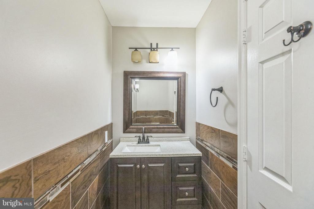 2507 ATRIUM COURT