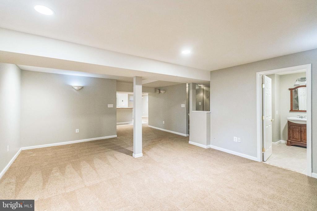 2507 ATRIUM COURT