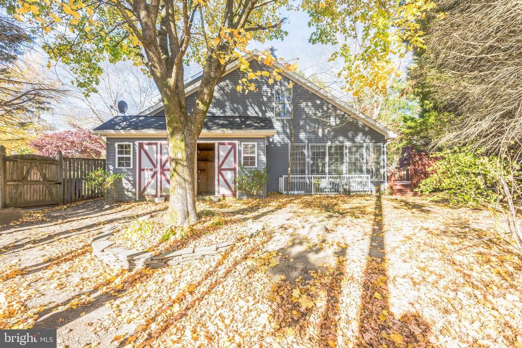 2507 ATRIUM COURT