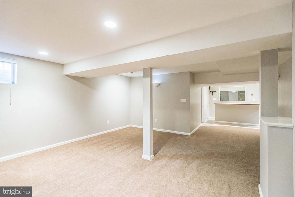 2507 ATRIUM COURT