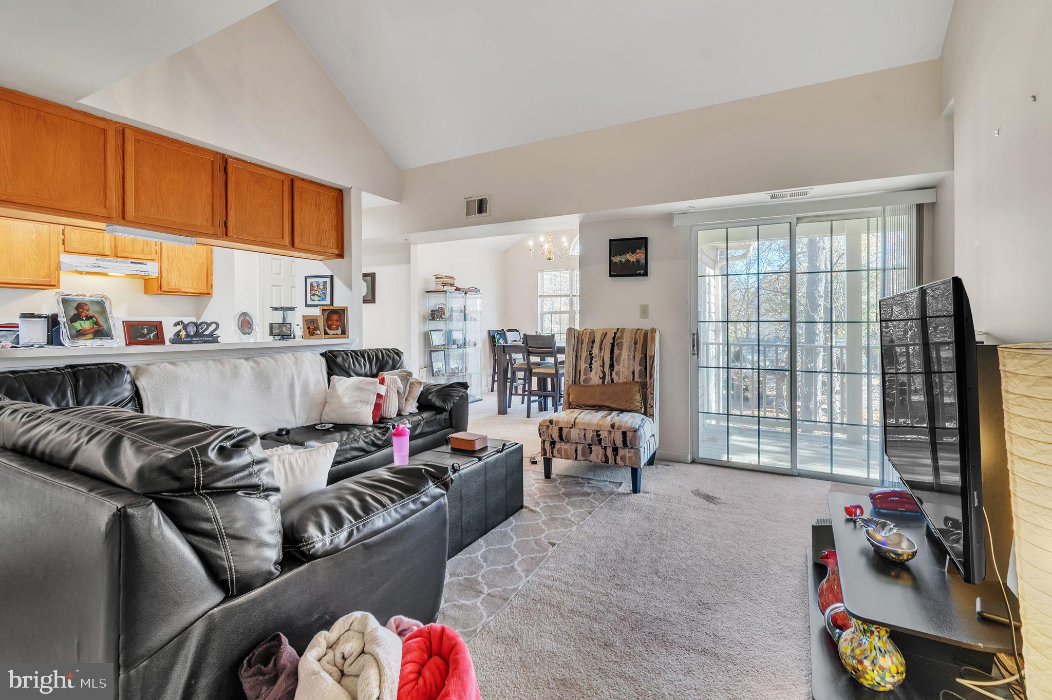 9715 LAKE POINTE COURT 304