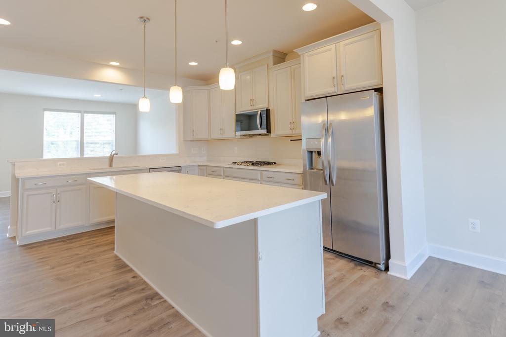 9159 FOX STREAM WAY