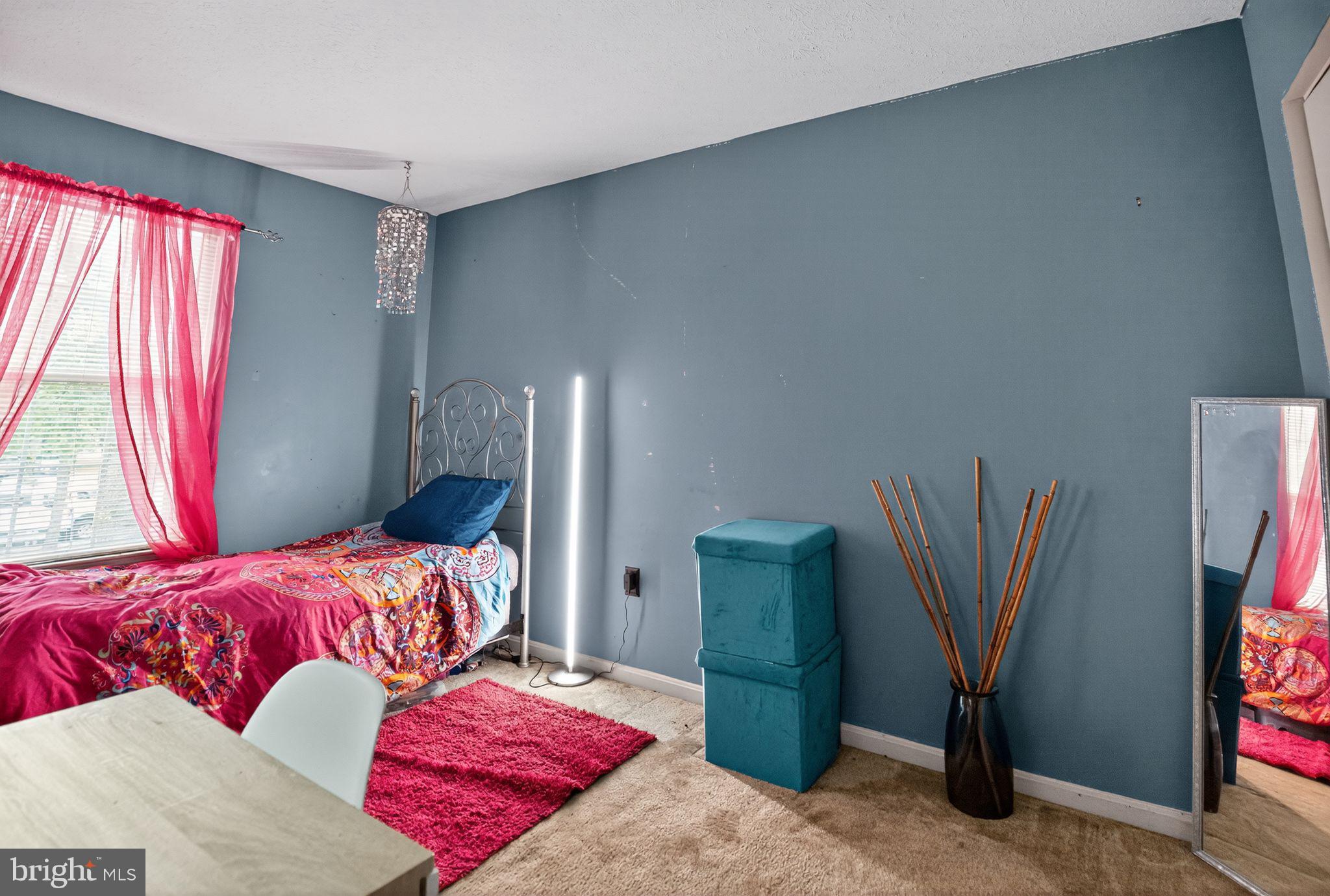 6807 HOLLY BERRY COURT