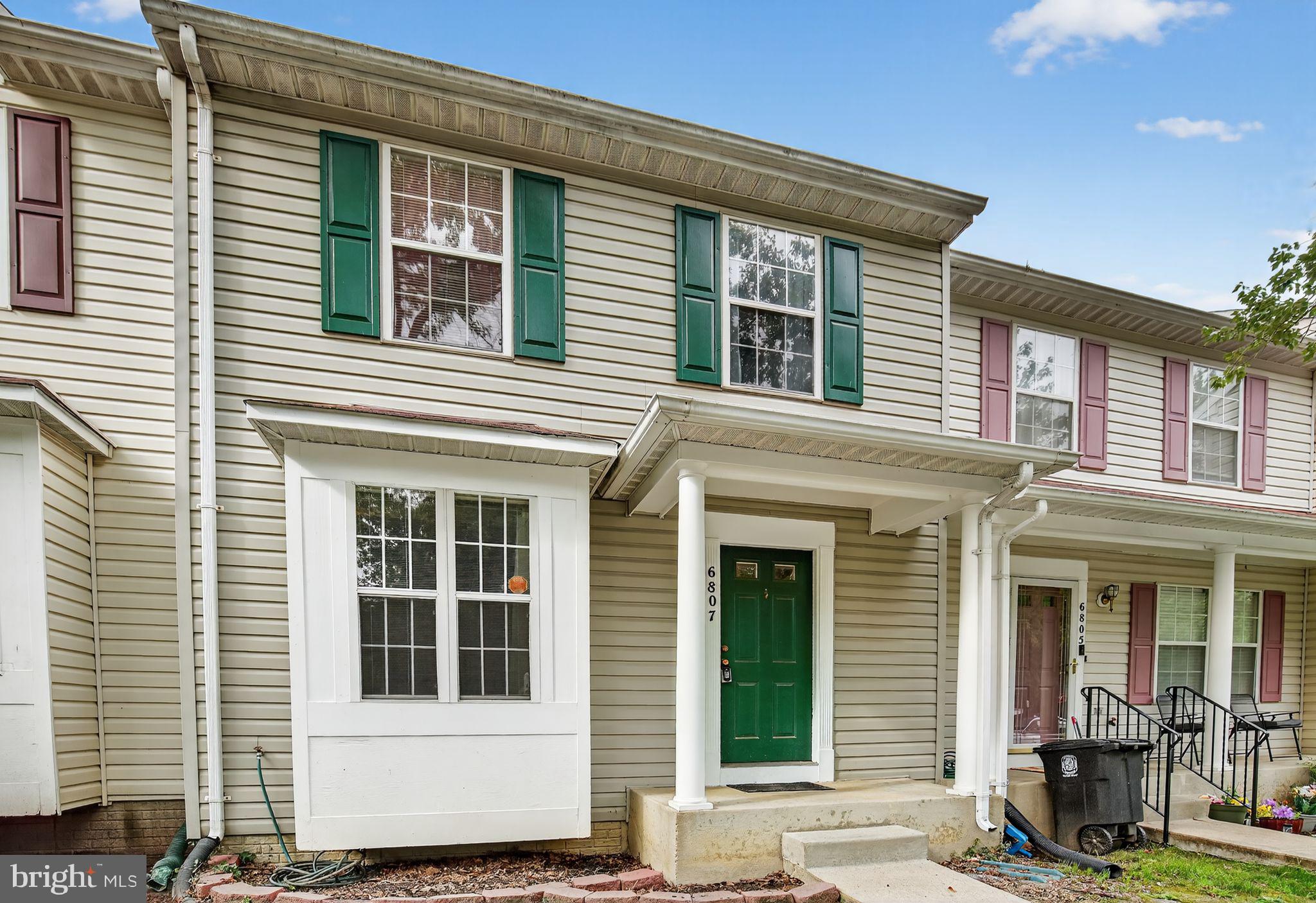 6807 HOLLY BERRY COURT