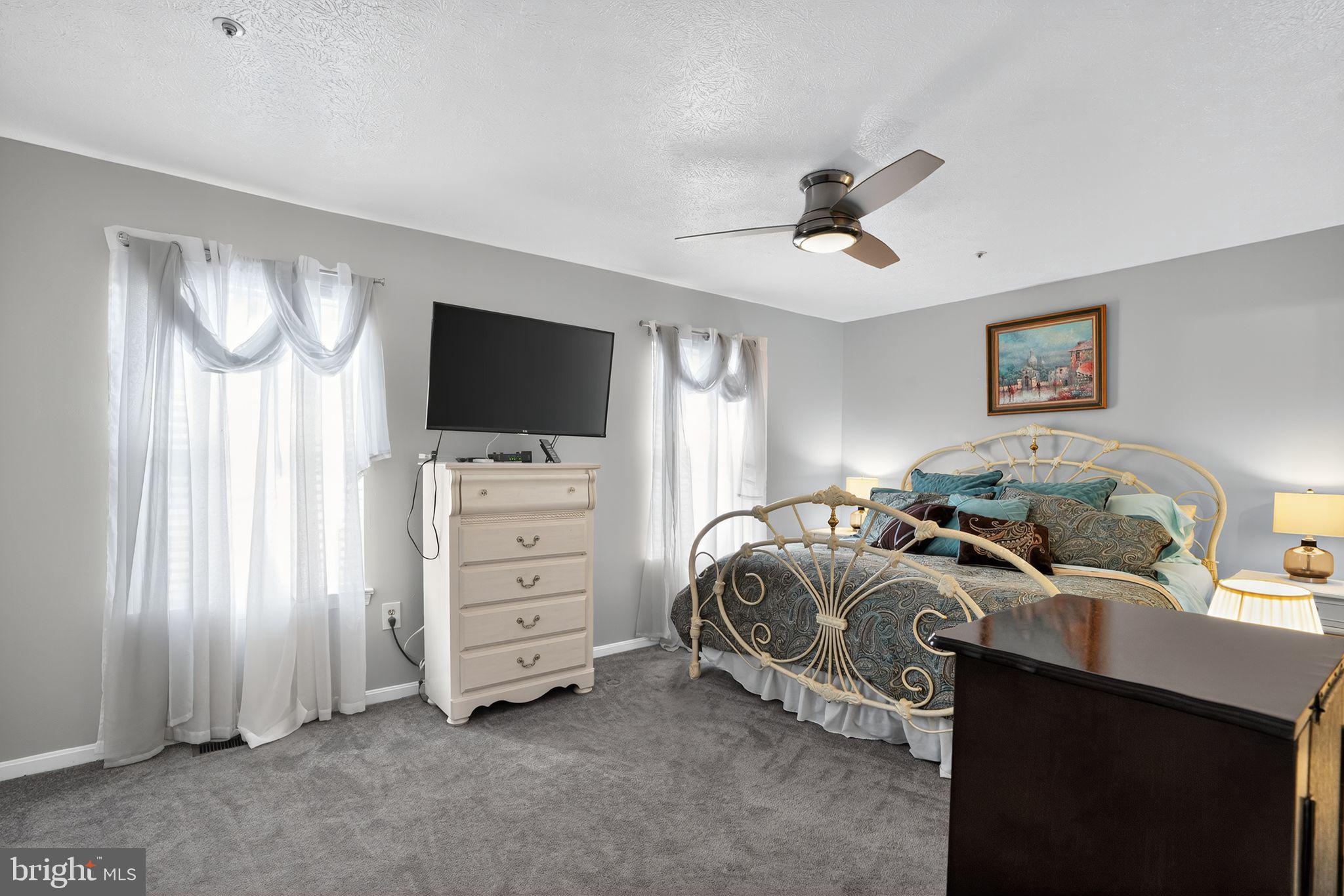 3249 FOREST RUN DRIVE