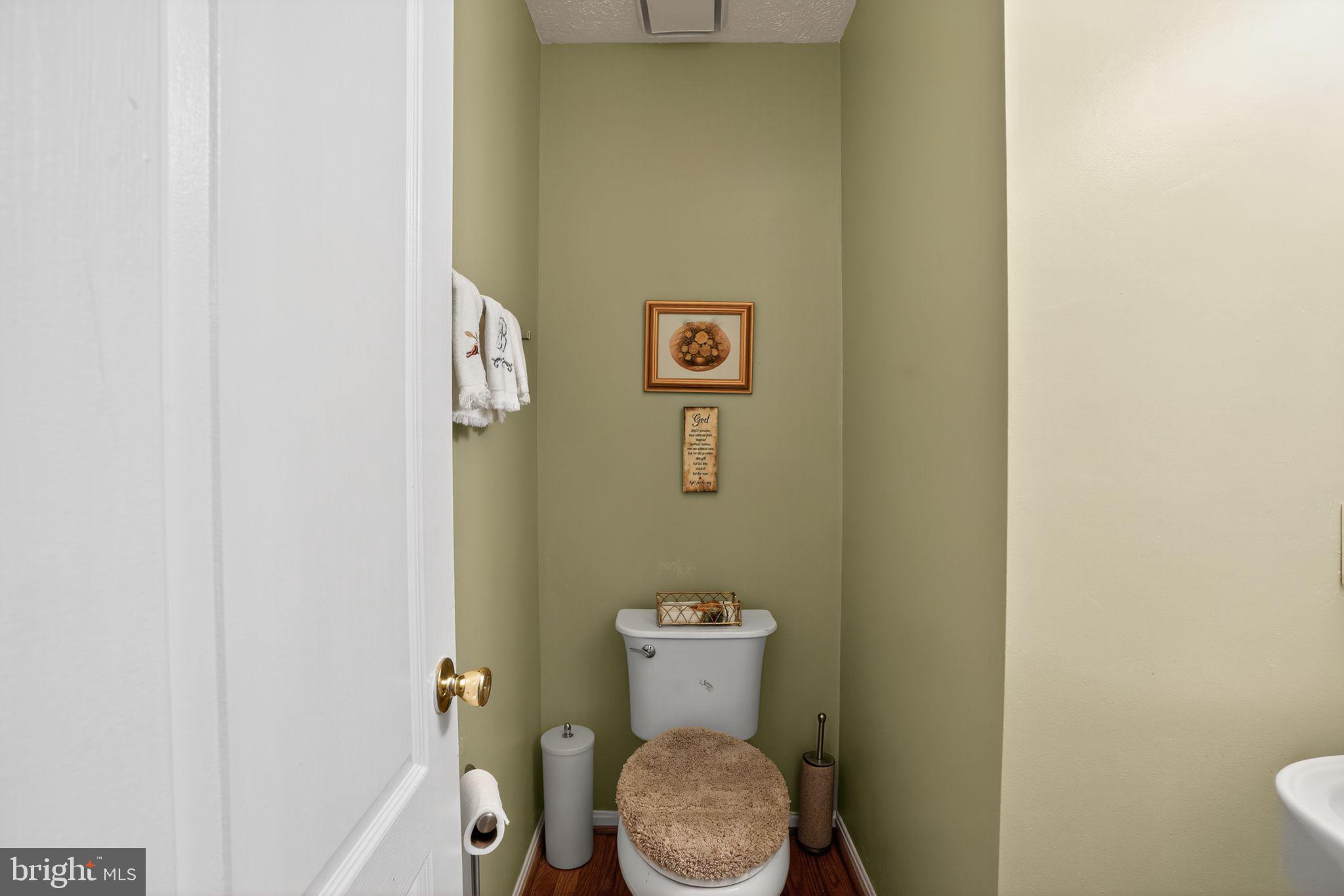 3249 FOREST RUN DRIVE