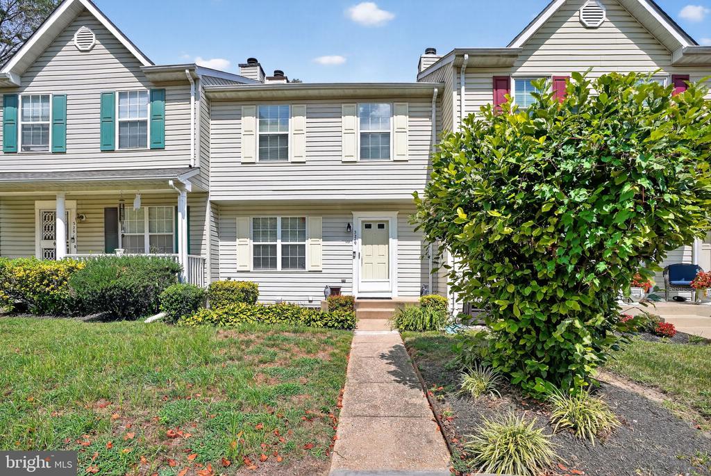 3249 FOREST RUN DRIVE
