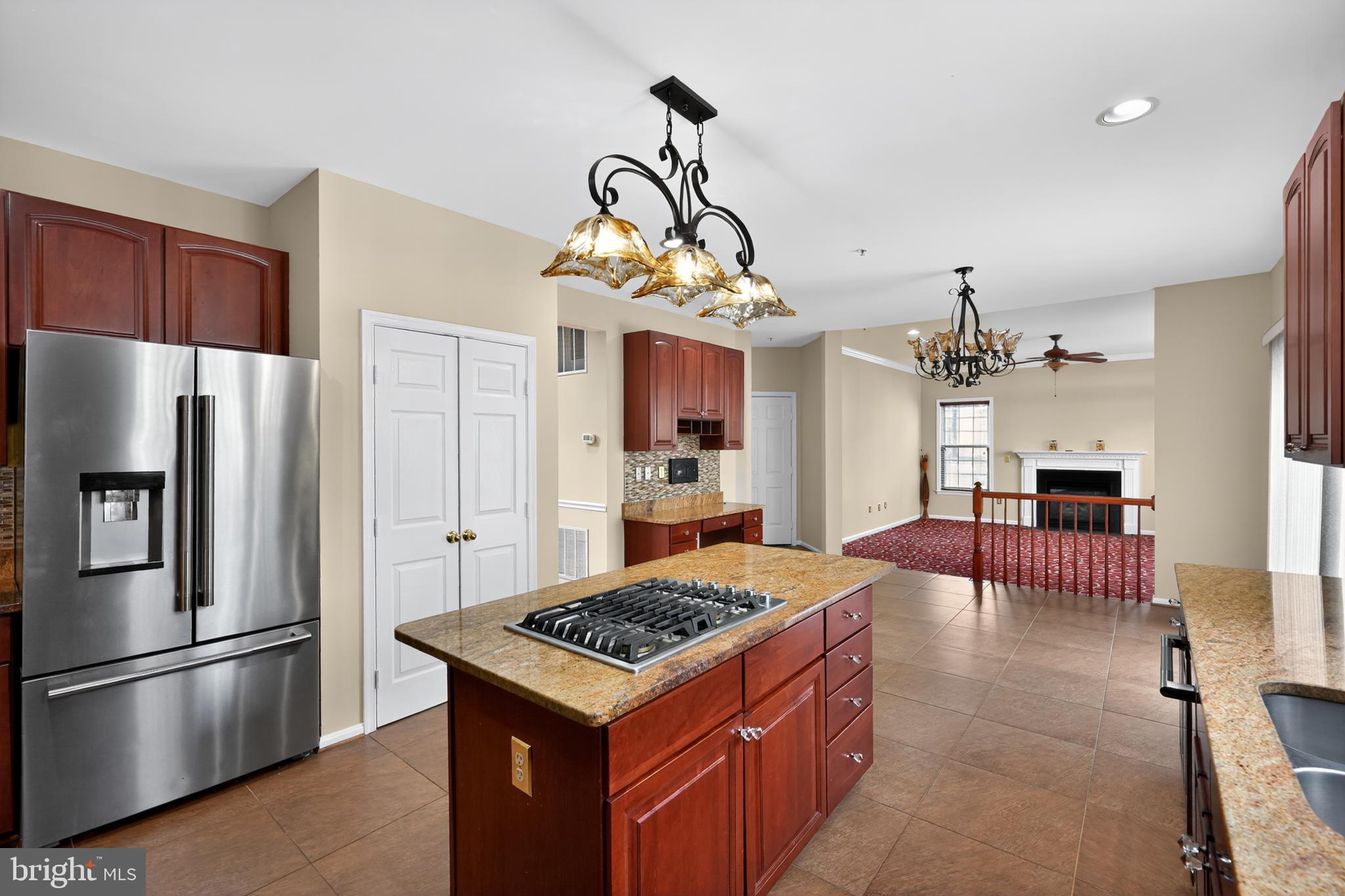 1600 WHISTLING DUCK DRIVE