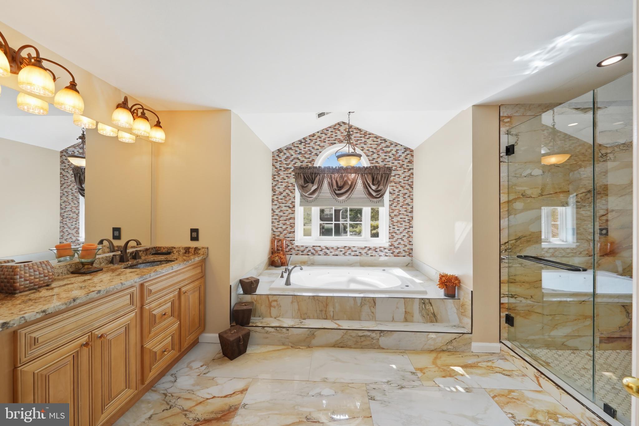 1600 WHISTLING DUCK DRIVE