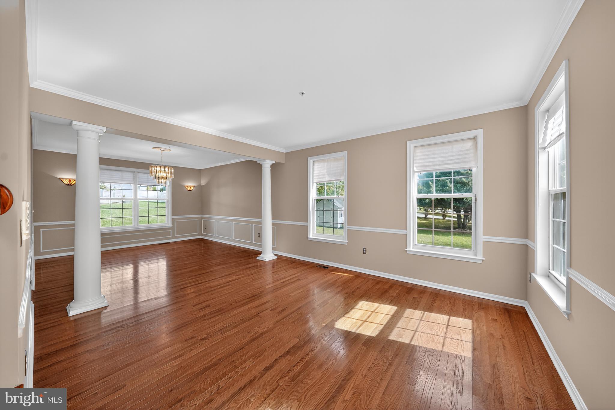 1600 WHISTLING DUCK DRIVE