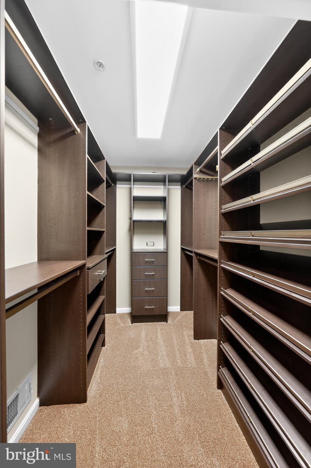 1600 WHISTLING DUCK DRIVE