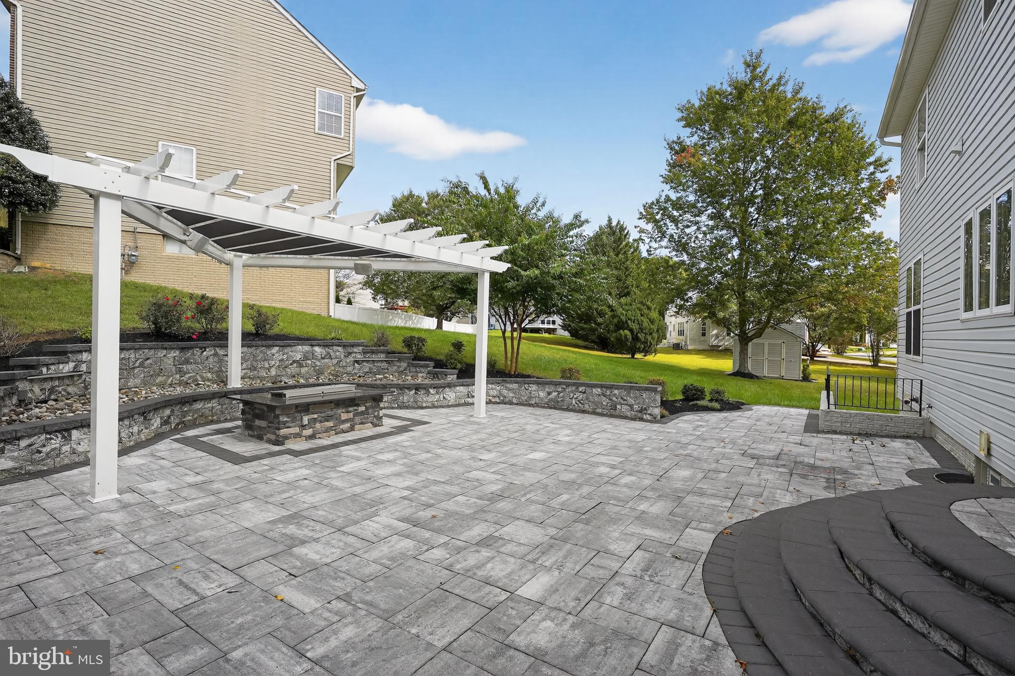 1600 WHISTLING DUCK DRIVE