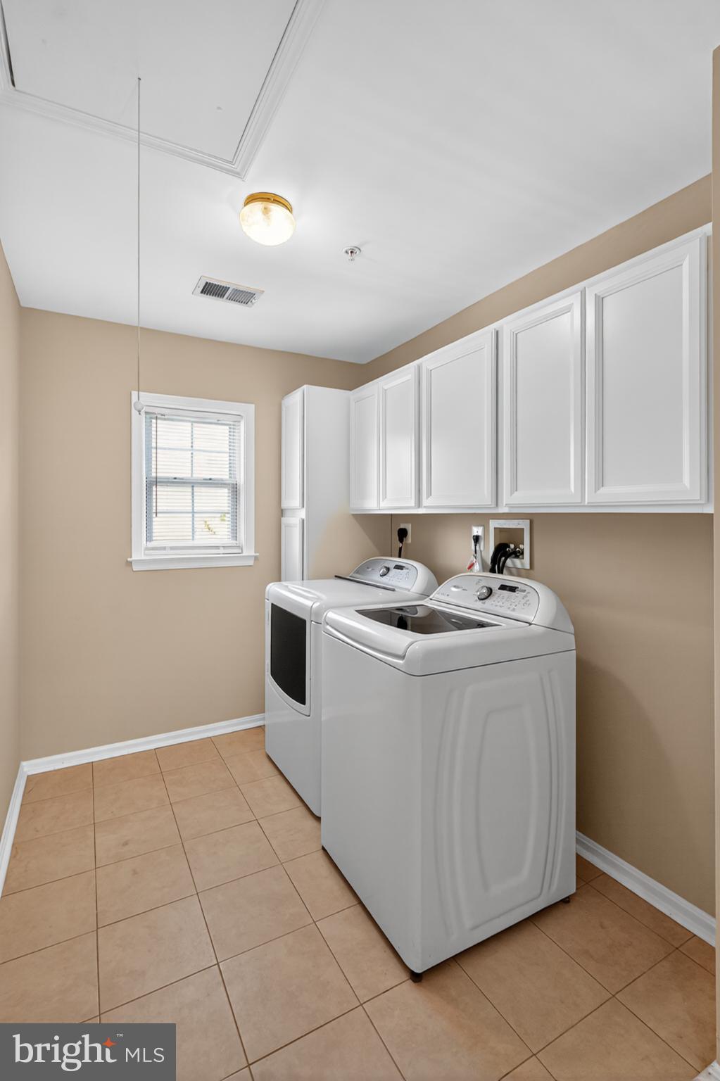 1600 WHISTLING DUCK DRIVE