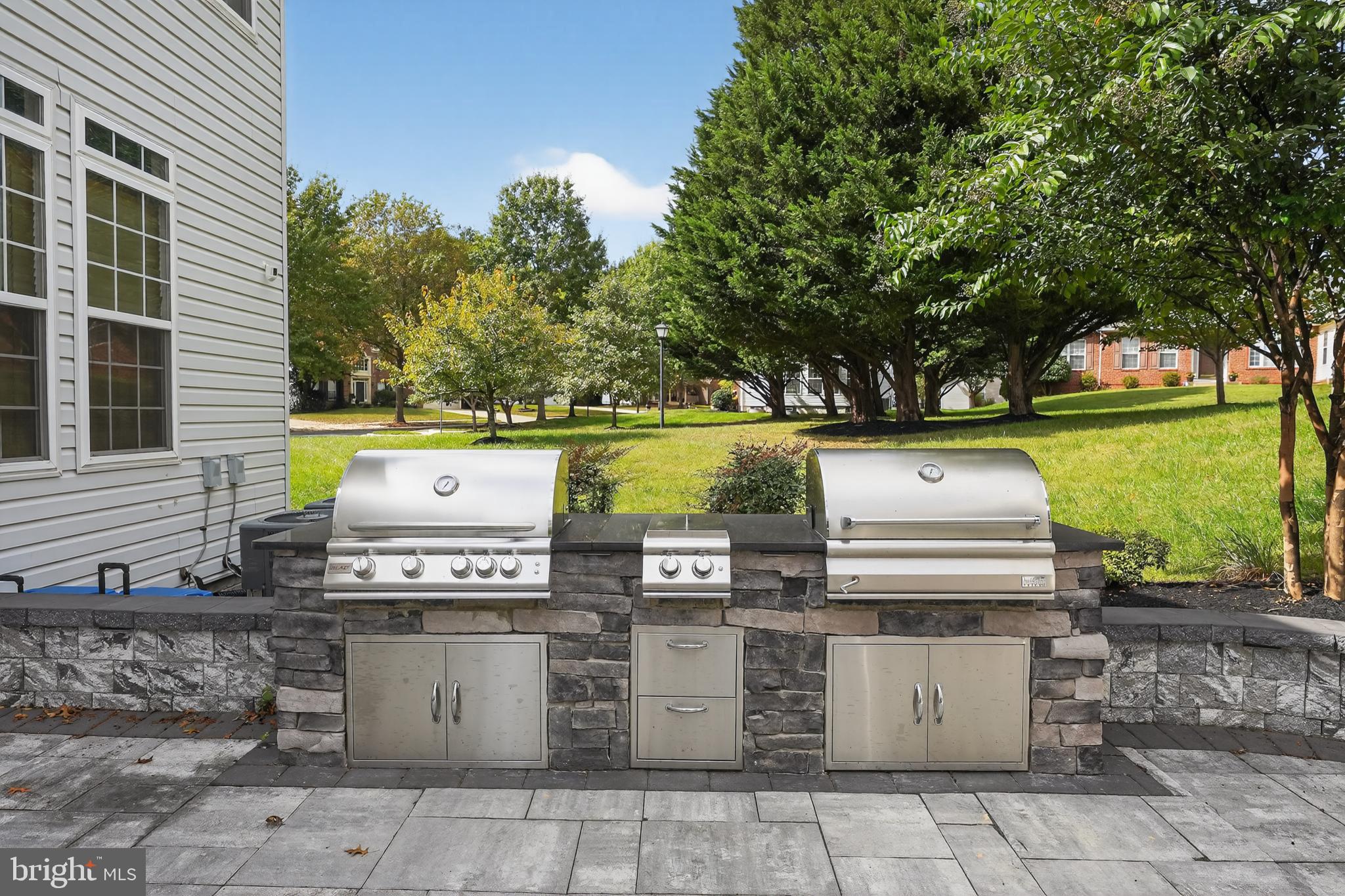 1600 WHISTLING DUCK DRIVE