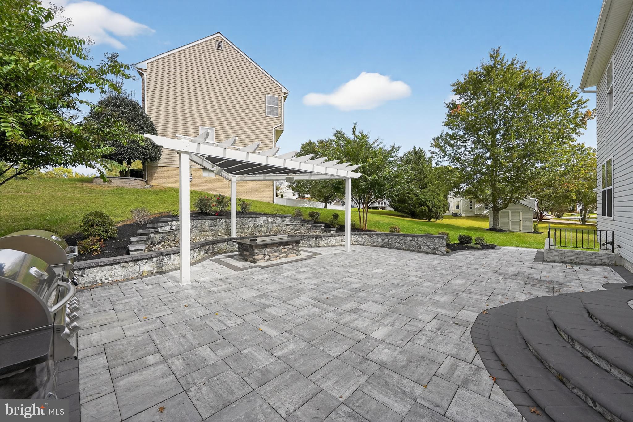 1600 WHISTLING DUCK DRIVE