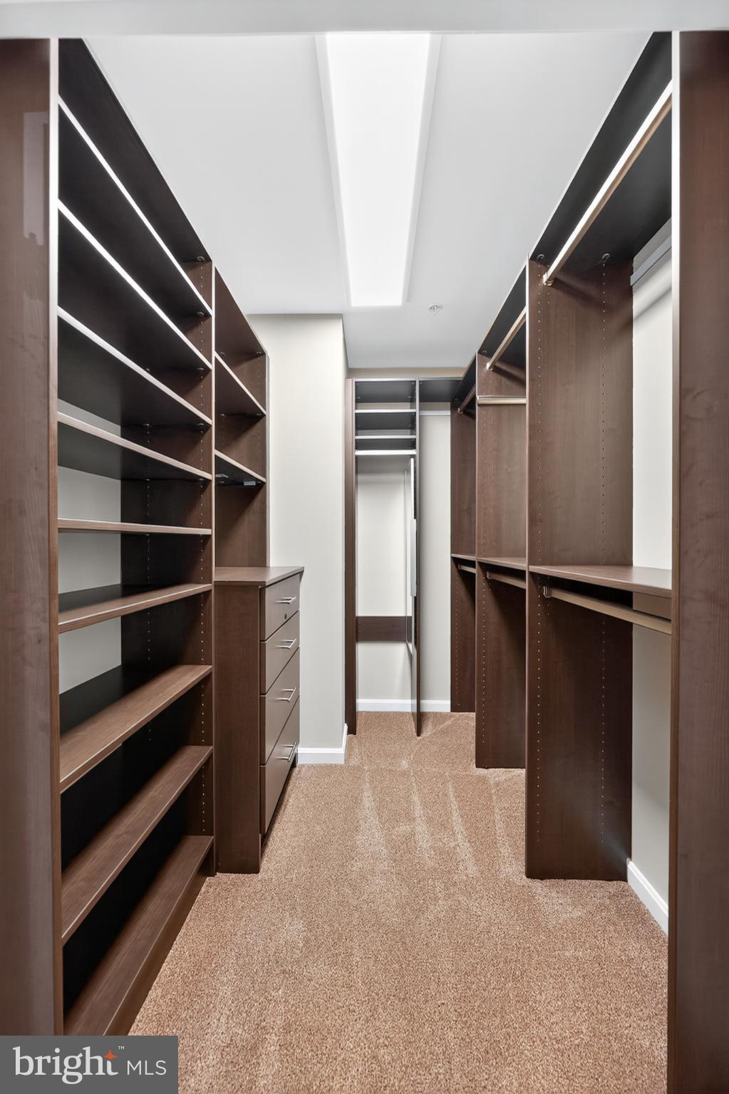 1600 WHISTLING DUCK DRIVE