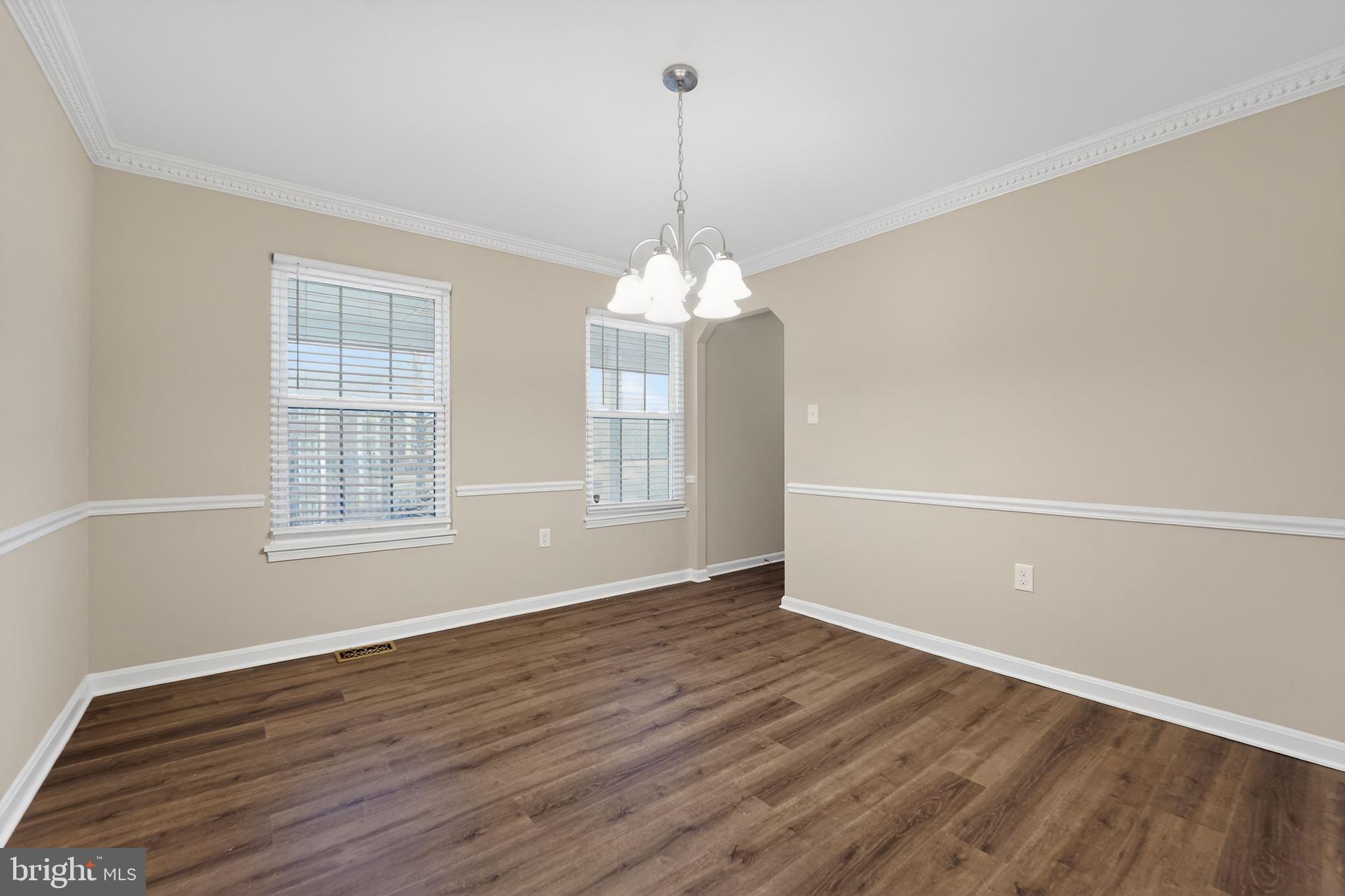 5904 MARDELLA BOULEVARD