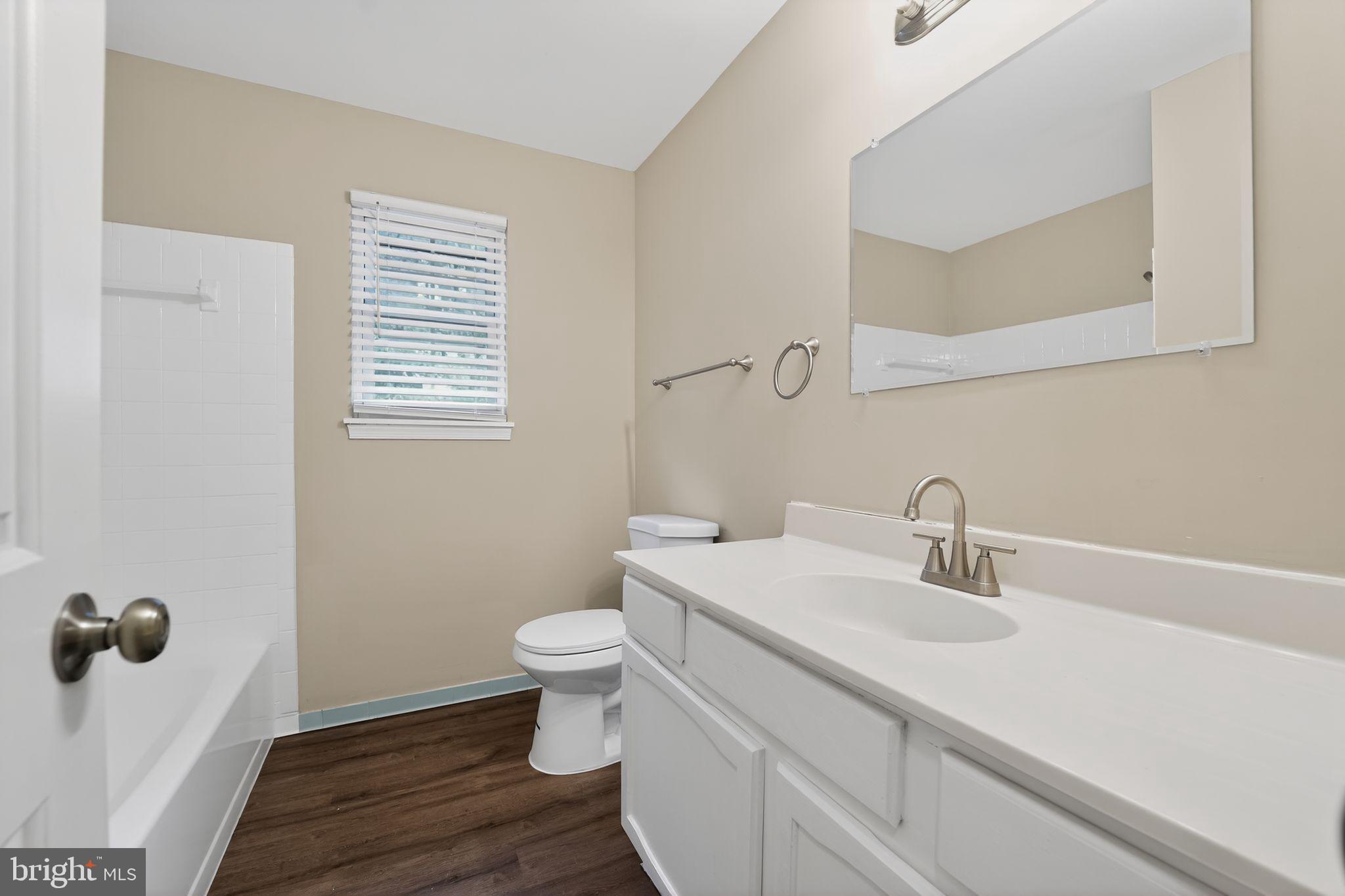 5904 MARDELLA BOULEVARD