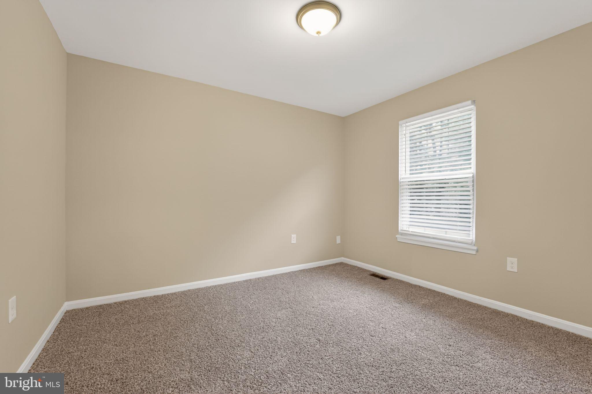 5904 MARDELLA BOULEVARD