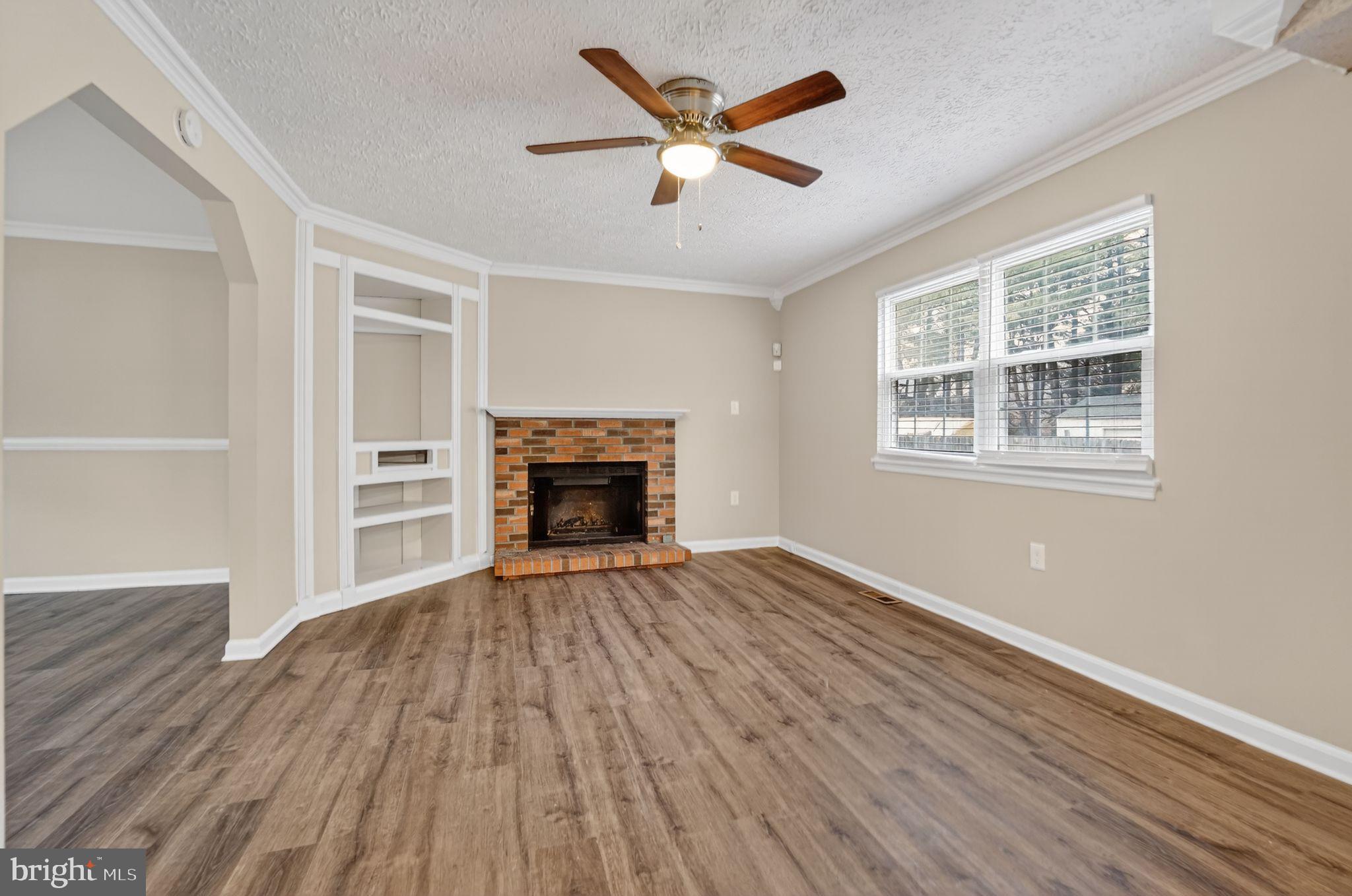 5904 MARDELLA BOULEVARD