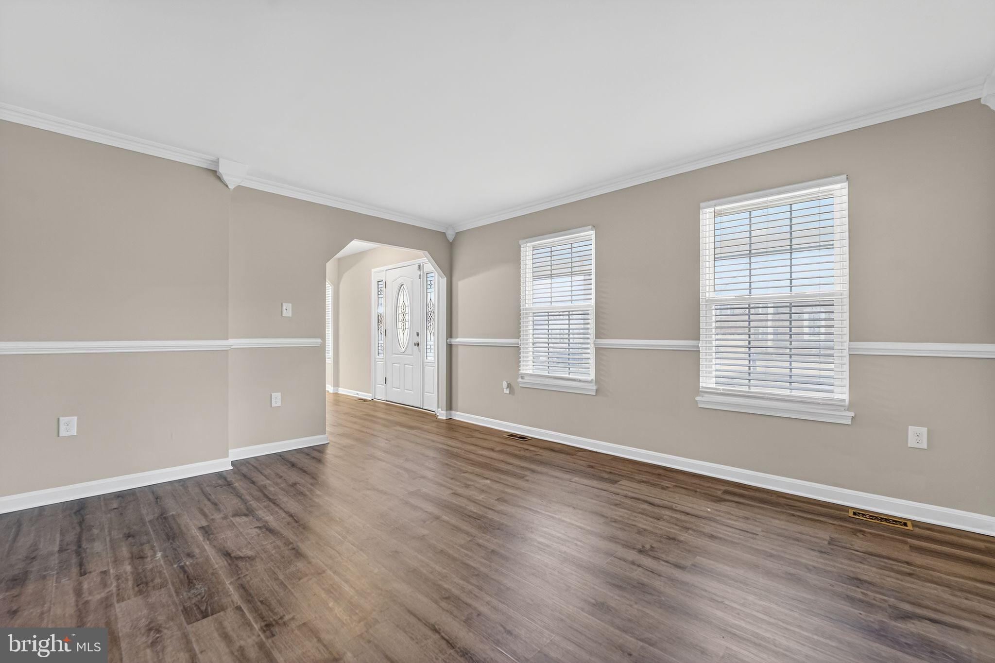 5904 MARDELLA BOULEVARD