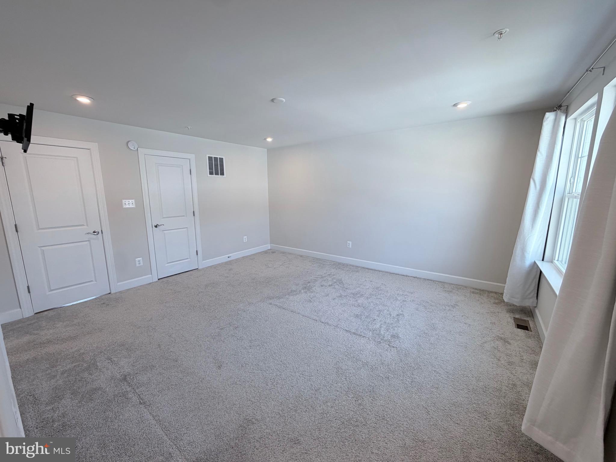 10825 FOXTROT CIRCLE