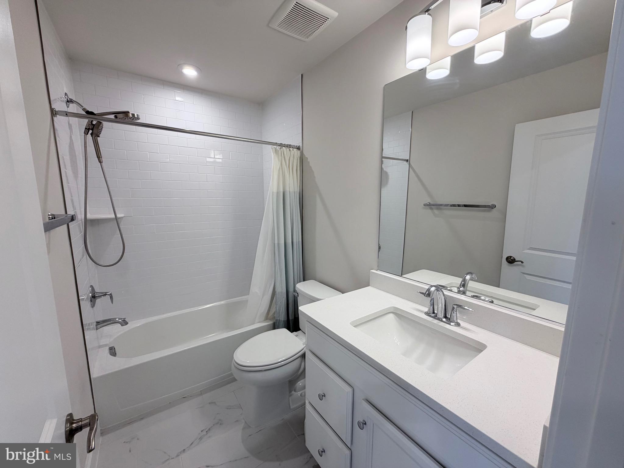 10825 FOXTROT CIRCLE