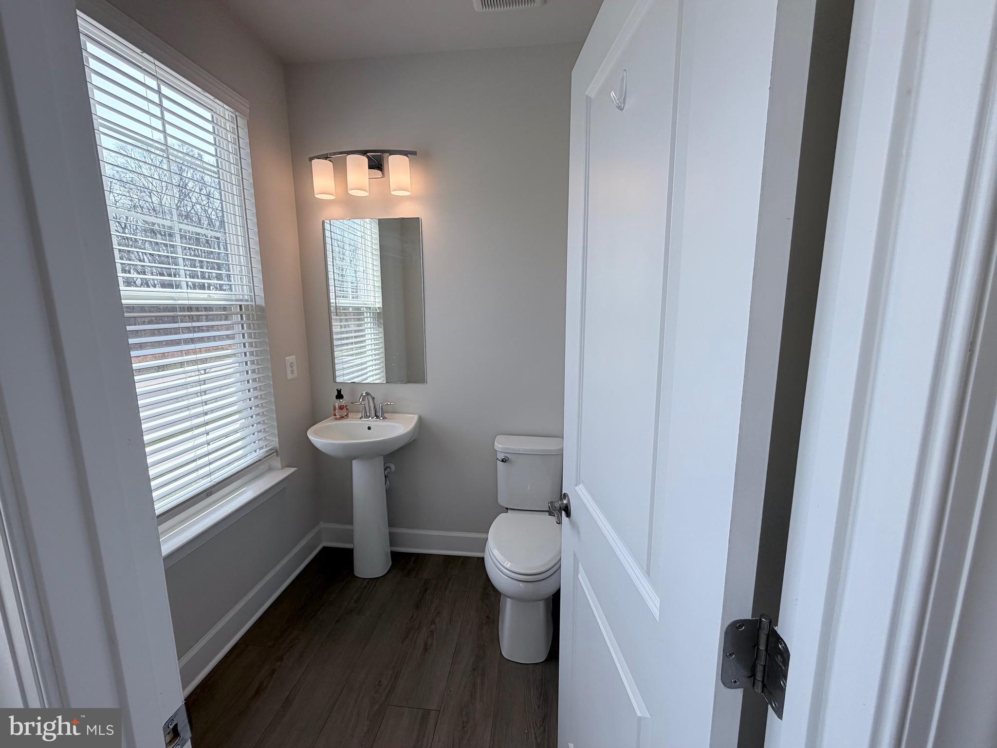 10825 FOXTROT CIRCLE