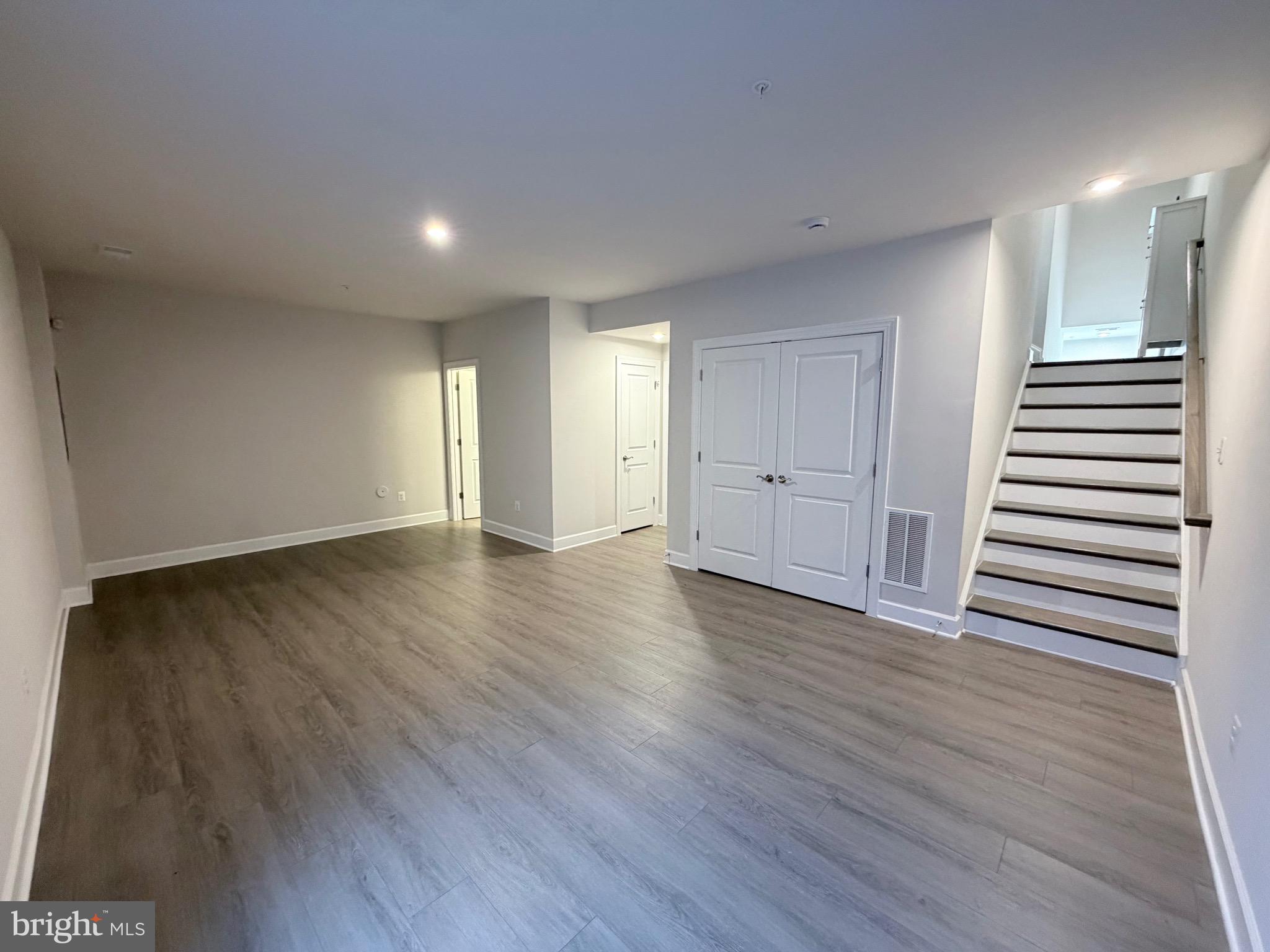 10825 FOXTROT CIRCLE