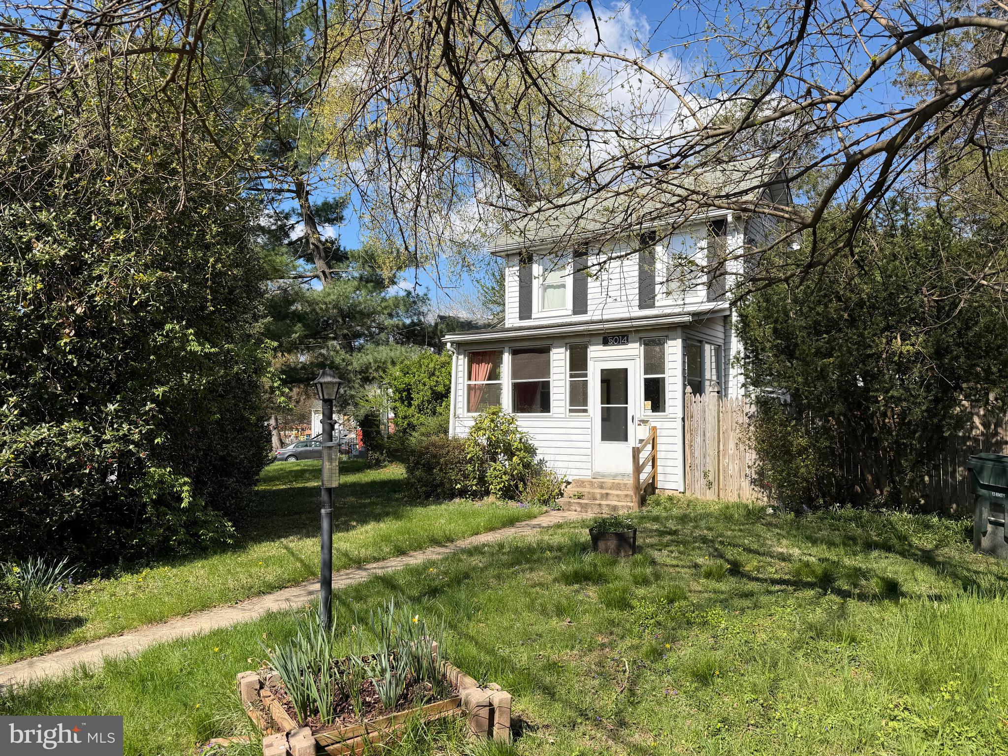 5014 DELAWARE STREET