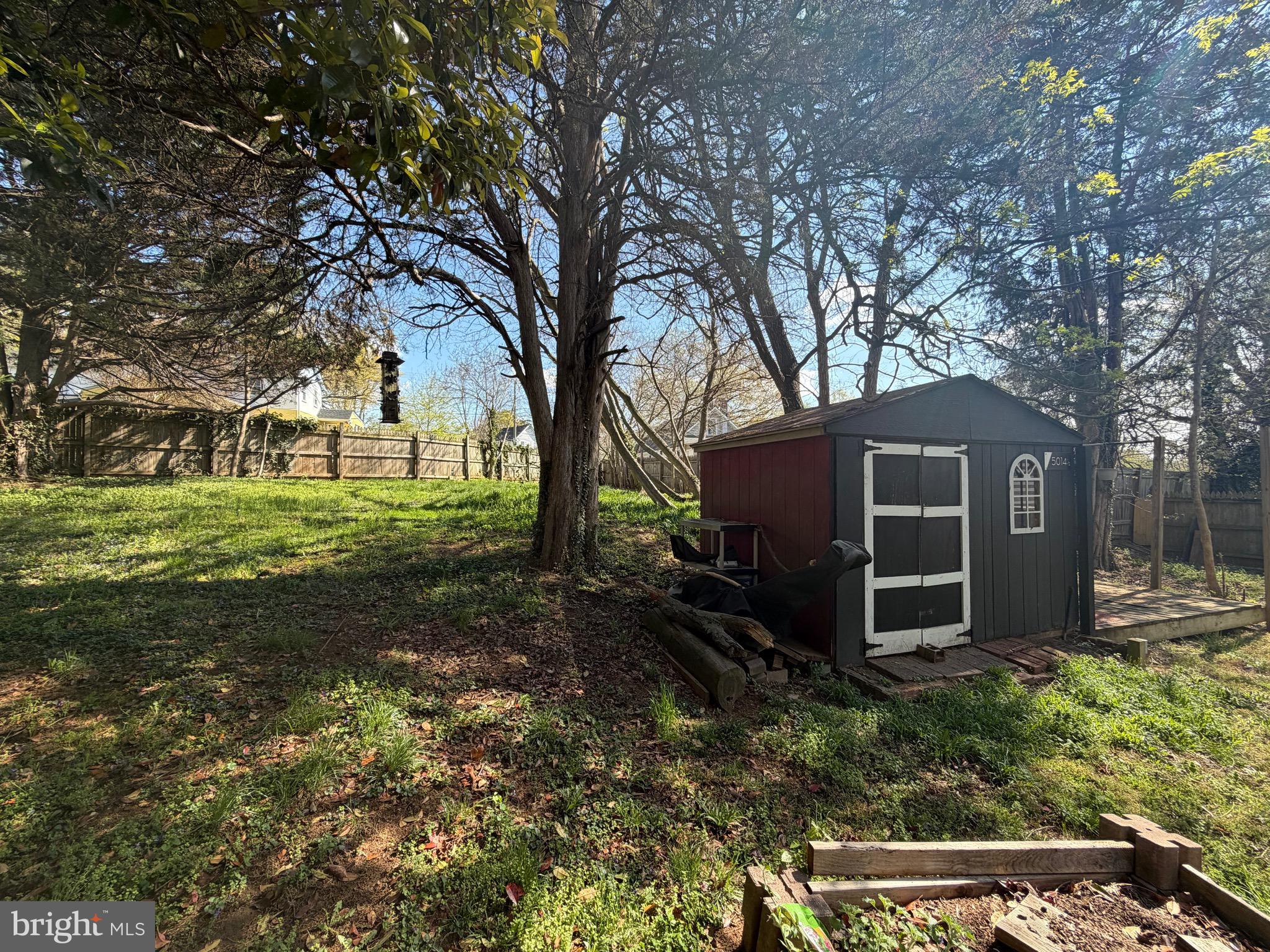 5014 DELAWARE STREET