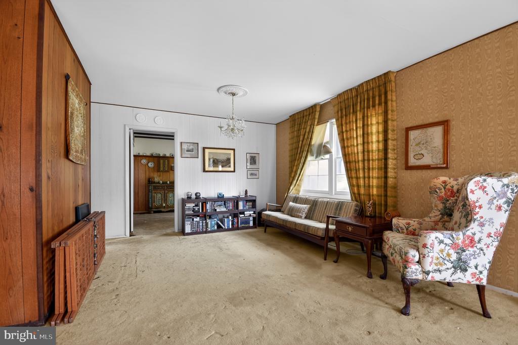 16109 POND MEADOW LANE
