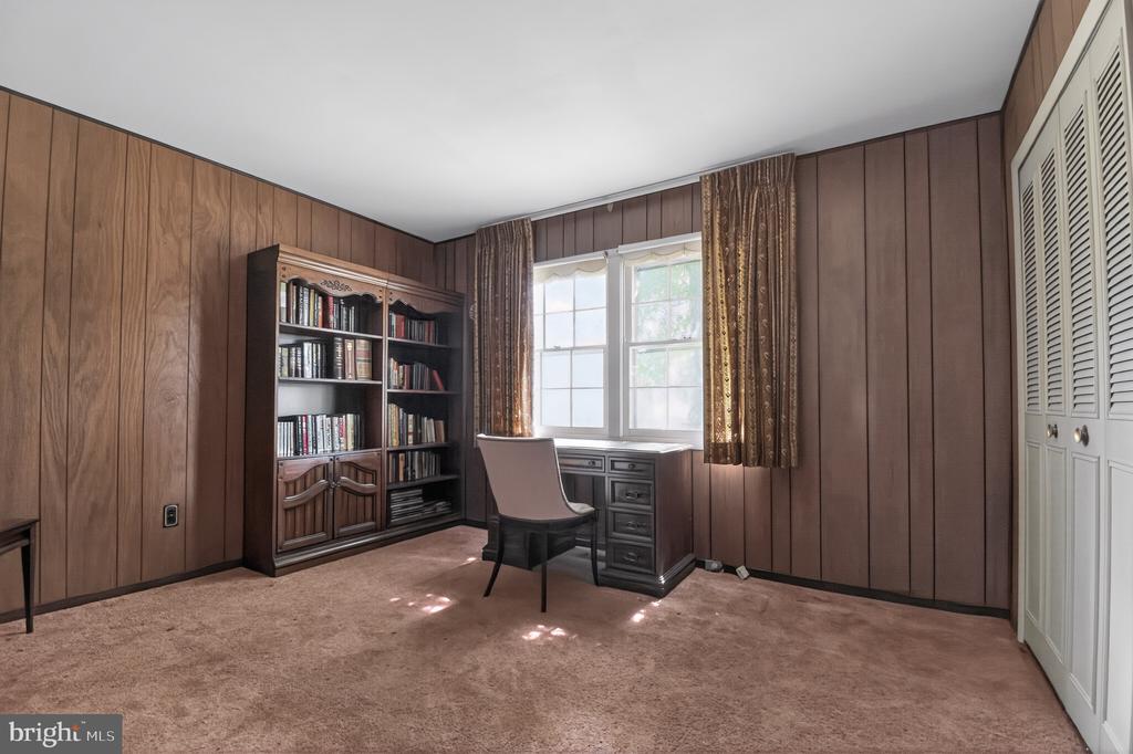 16109 POND MEADOW LANE