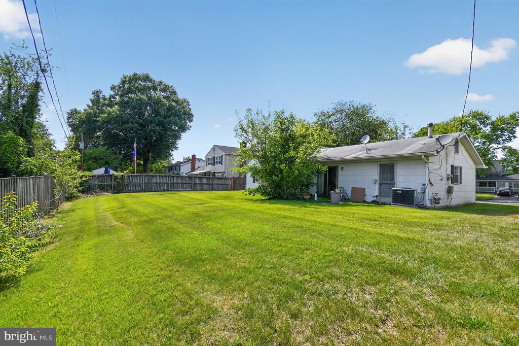 16109 POND MEADOW LANE
