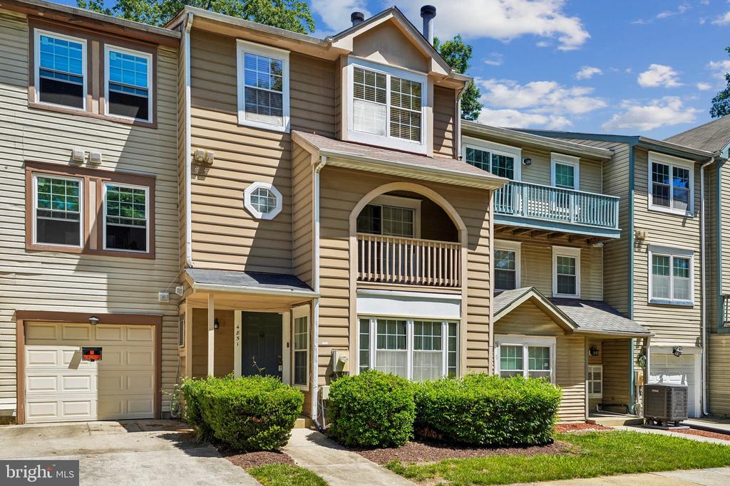4851 BROOKSTONE TERRACE 23