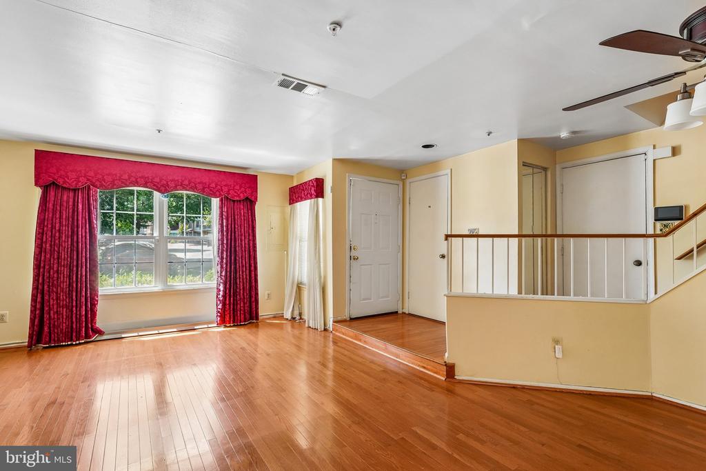 4851 BROOKSTONE TERRACE 23