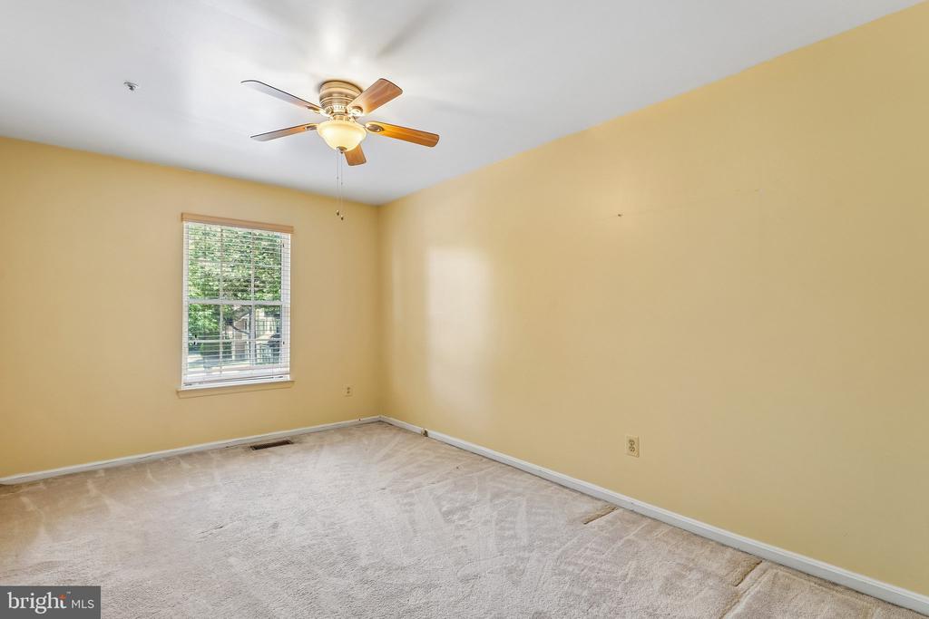 4851 BROOKSTONE TERRACE 23