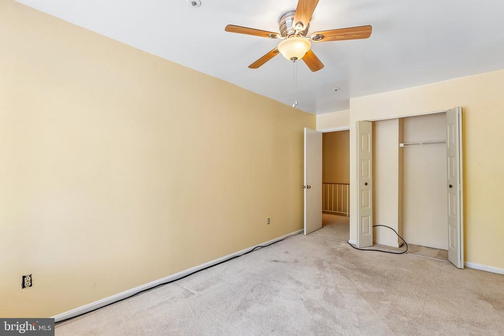 4851 BROOKSTONE TERRACE 23