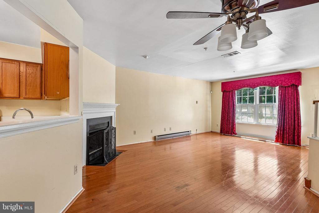 4851 BROOKSTONE TERRACE 23