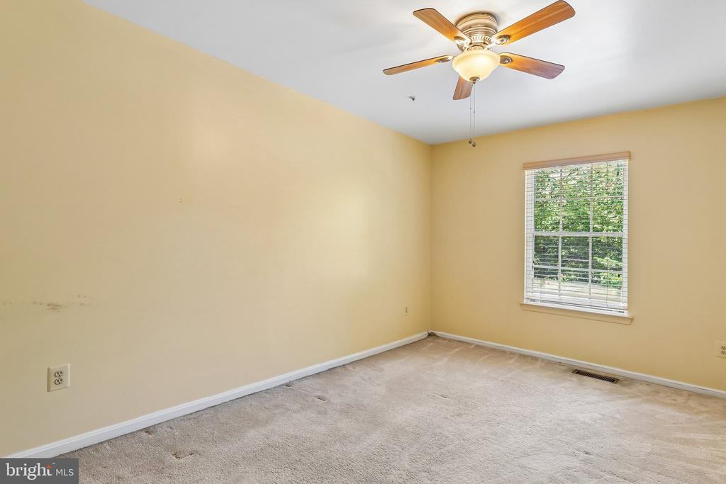4851 BROOKSTONE TERRACE 23