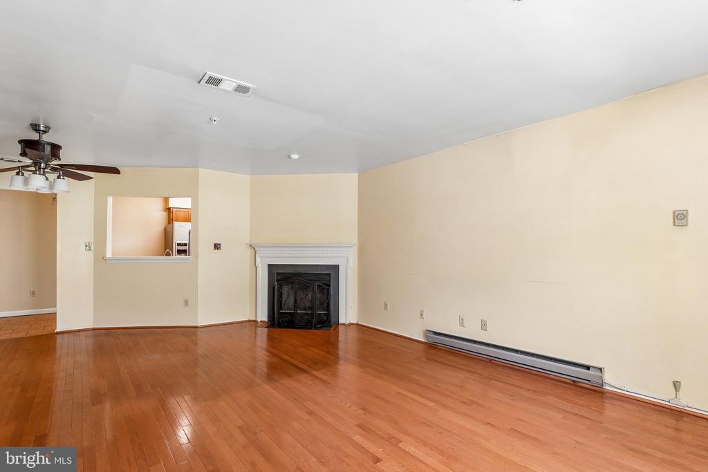 4851 BROOKSTONE TERRACE 23