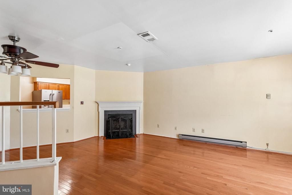 4851 BROOKSTONE TERRACE 23