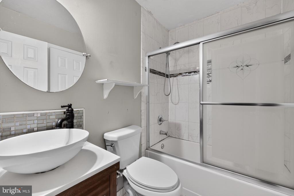 1007 SAINT MICHAELS DRIVE