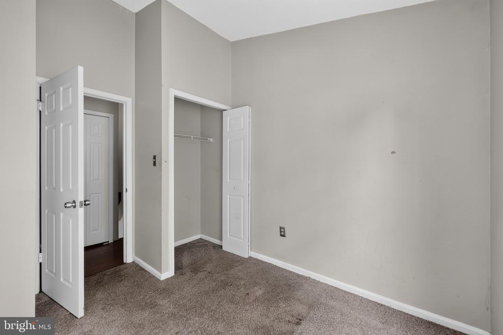 1007 SAINT MICHAELS DRIVE