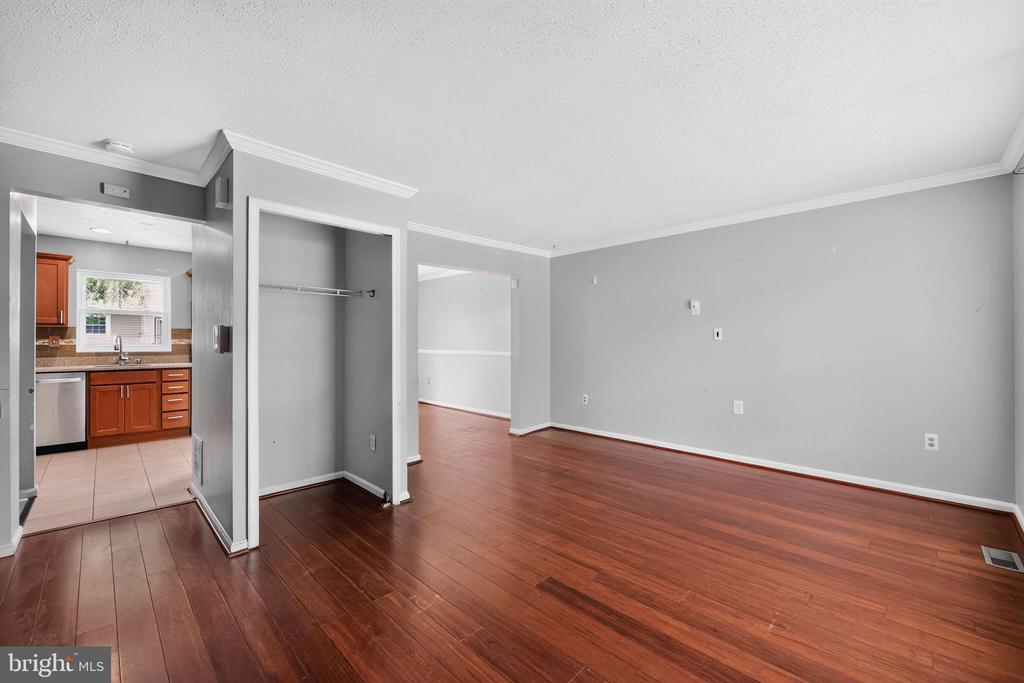 1007 SAINT MICHAELS DRIVE