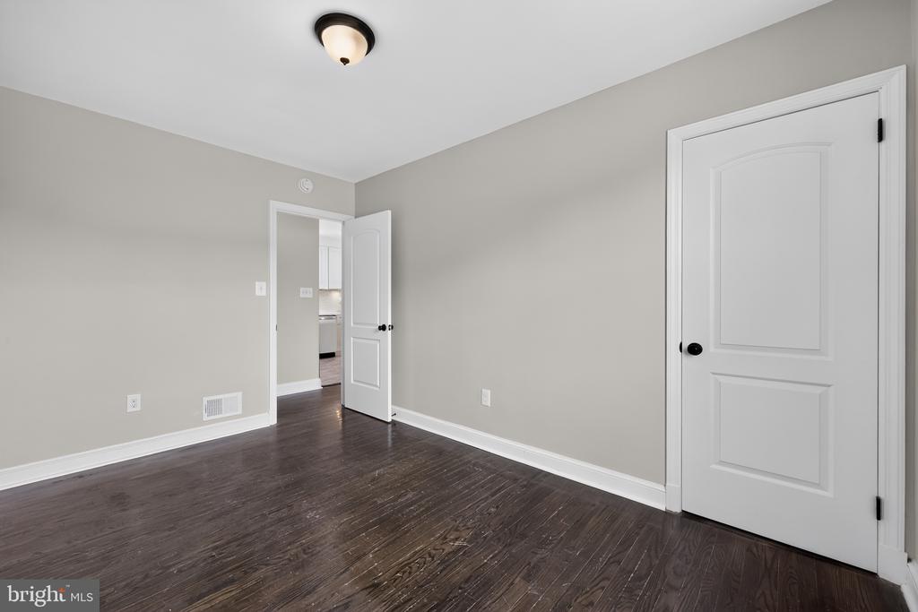 4402 RIDGECREST DRIVE
