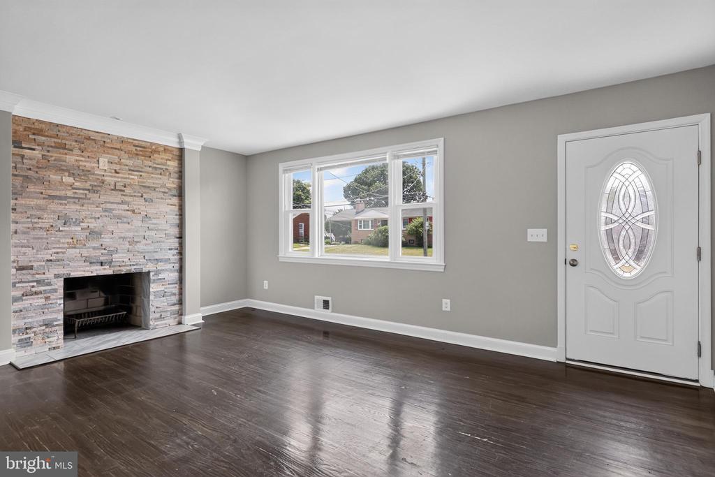 4402 RIDGECREST DRIVE