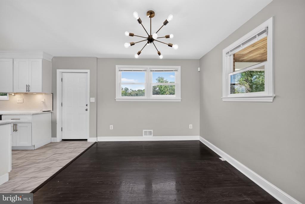 4402 RIDGECREST DRIVE