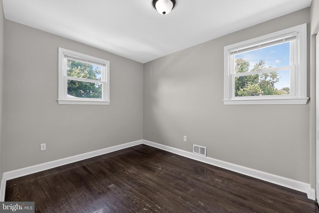 4402 RIDGECREST DRIVE