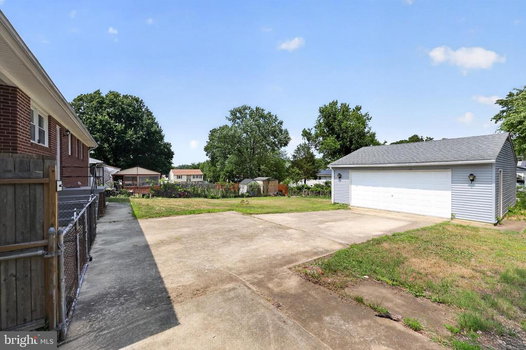 4402 RIDGECREST DRIVE